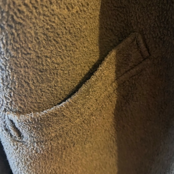 Coat - Picture 4 of 8